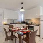 Lejlighed A Sunny Penthouse Modern 2 Bdr - - Happy *