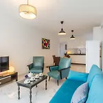 A Sunny Penthouse Modern 2 Bdr - - Happy * סליאמה