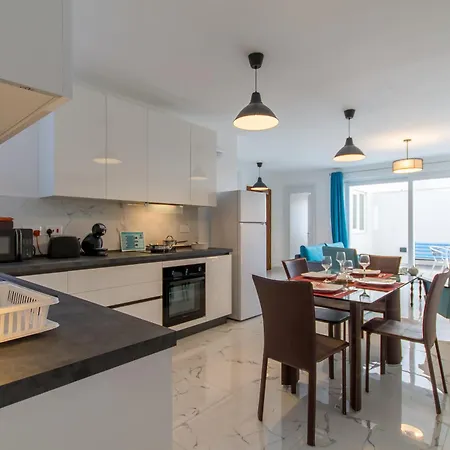 A Sunny Penthouse Modern 2 Bdr - - Happy 公寓 斯利马